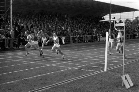 Halve finale Europacup atletiek dames te Sittard, nummer Hildegard Falck, Bestanddeelnr 926-5932