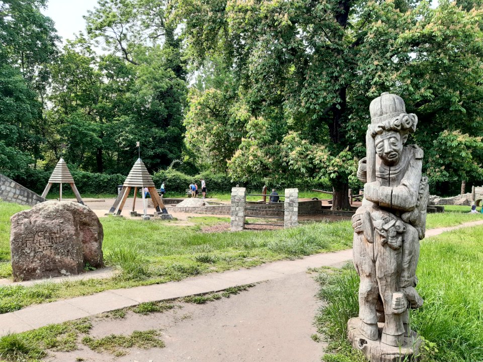 Halle, Baschkirischer Spielplatz (5)