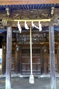 Hall entry - Tatsumi Jinja Shrine - Kamakura, Kanagawa, Japan - DSC07905