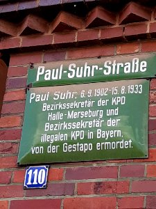 HAL-InfoPaulSuhrStraße