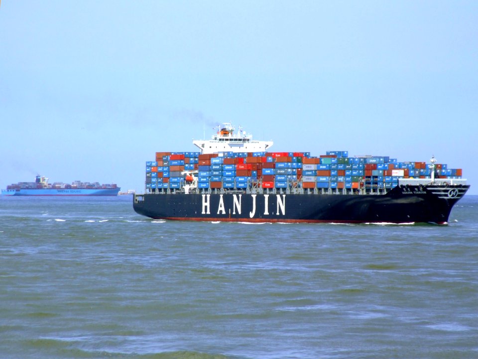Hanjin Tianjin p8 approaching Port of Rotterdam, Holland 08-Jul-2007