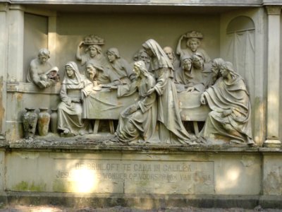 Handel (Gemert-Bakel) Rijksmonument 518085 Processiepark, sculptuur De Bruiloft te Cana