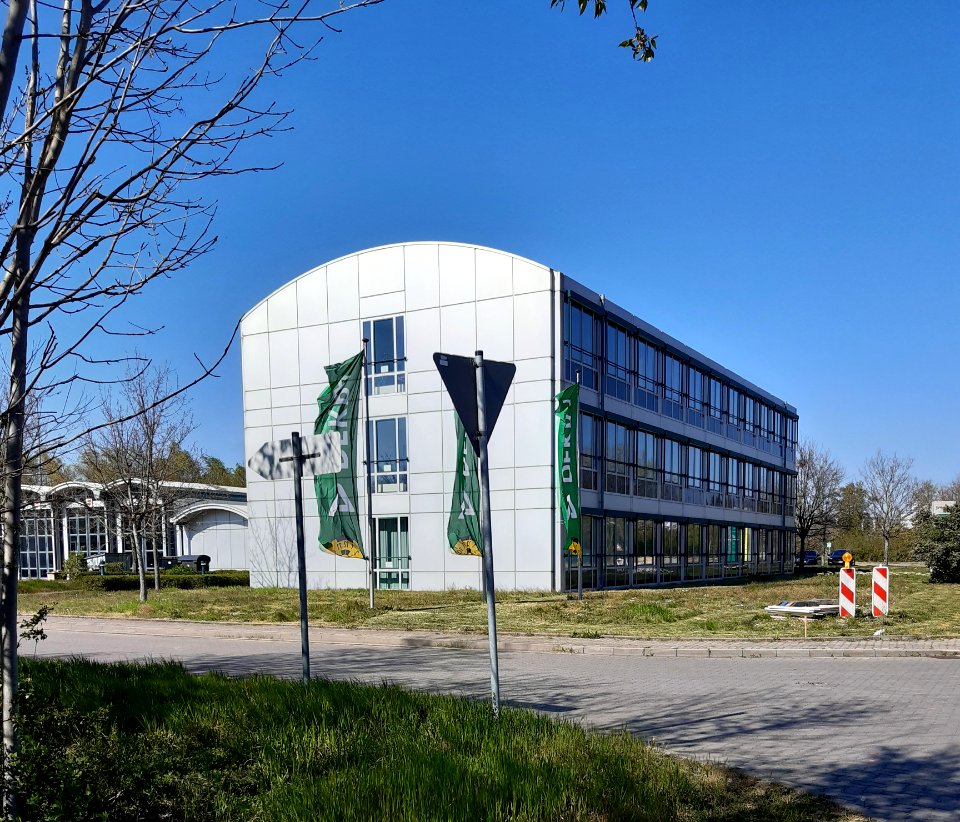 Halle-GewerbegebNeustadt Dekra