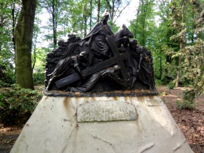 Handel (Gemert-Bakel) Processiepark, kruiswegstatie 9
