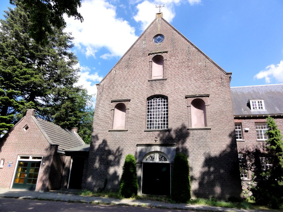 Handel Rijksmonument 16060 Capucijnenklooster kapel