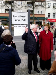 Hanna-Renate-Laurien-Platz.Bernhard.Vogel.Cerstin Richter-Kotowski
