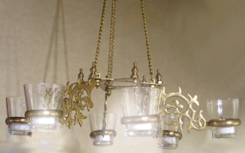 Hanging brass lamp from Magen David Synagogue, India