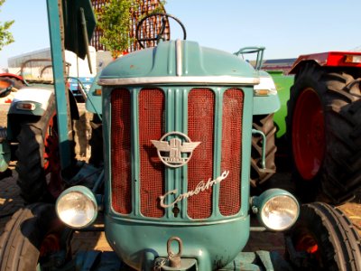 Hanomag C 274 Combitrac pic3