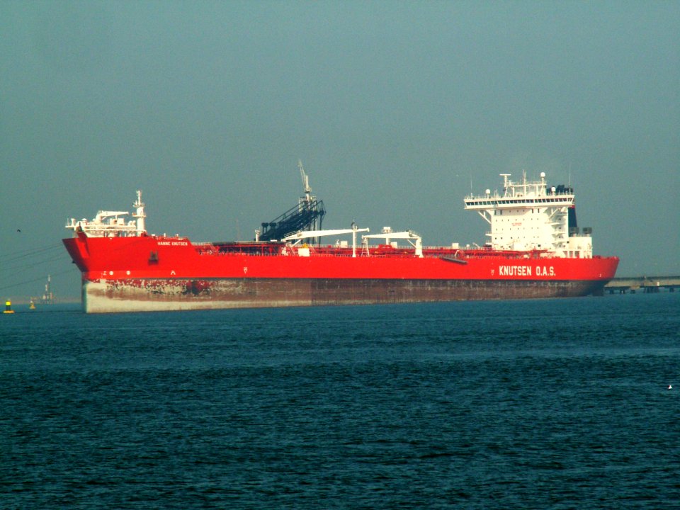 Hanne Knutsen - IMO 9190638 - Callsign VQEO5 at the '8e Petroleeumhaven', Port of Rotterdam, Holland 04-May-2006