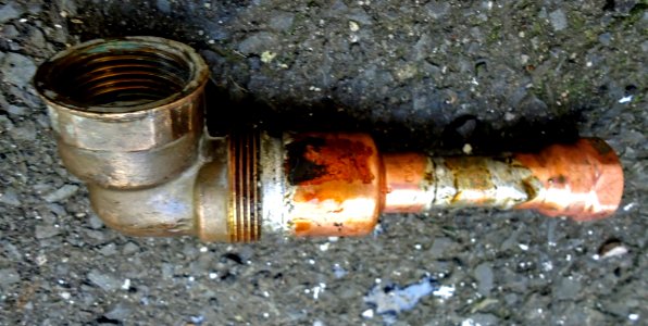 Handyman photos Fix Barber Wilson diverter valve 19