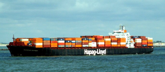 Hannover Express p2, leaving Port of Rotterdam, Holland 10-Aug-2005