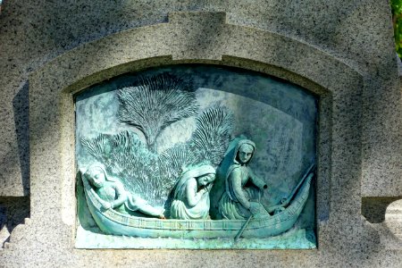 Hannah Duston Monument, by Calvin H. Weeks, 1879 - Haverhill, Massachusetts - DSC06366