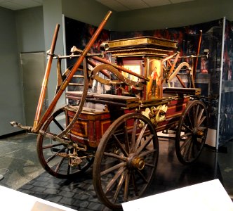 Hand-pumped fire engine built by Betts, Harlan, & Hollingsworth, used in Wilmington Delaware, c. 1842, view 1 - National Museum of American History - DSC00327