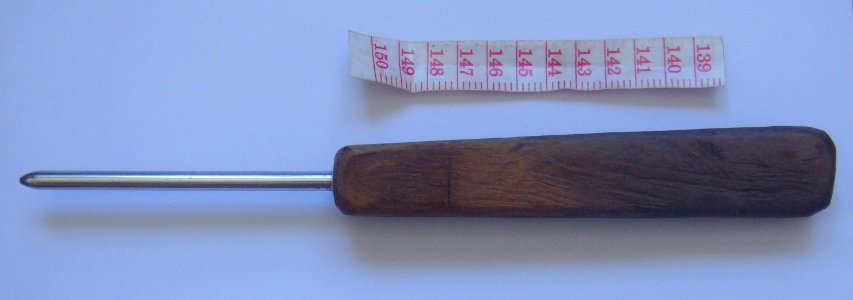 Hand-held dough hook - 01