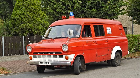 Ford transit oldtimer historically