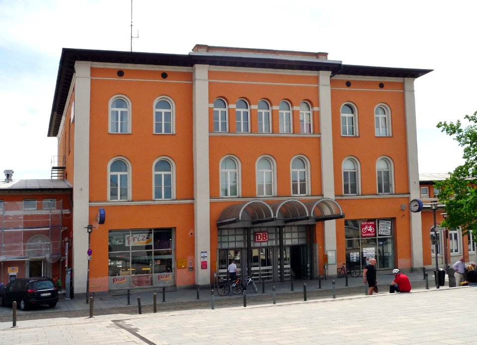 Haidenhof Bahnhofstraße 29