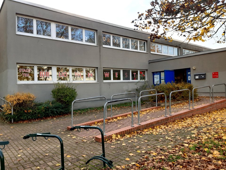 HAL-Stadtteilbibl West