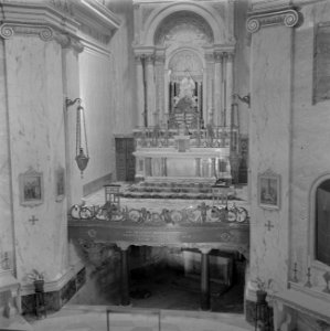 Haifa. Interieur van de kerk van het Karmelietenklooster Stella Maris. Gezicht o, Bestanddeelnr 255-0282