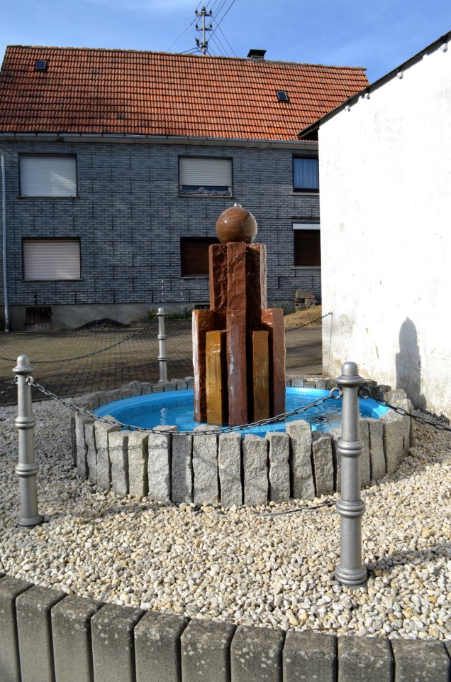 Hahn am See, Dorfbrunnen