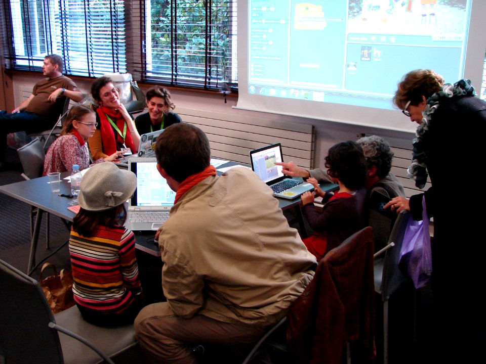 Hackidemia KidEXPERIMENT Open World Forum Paris