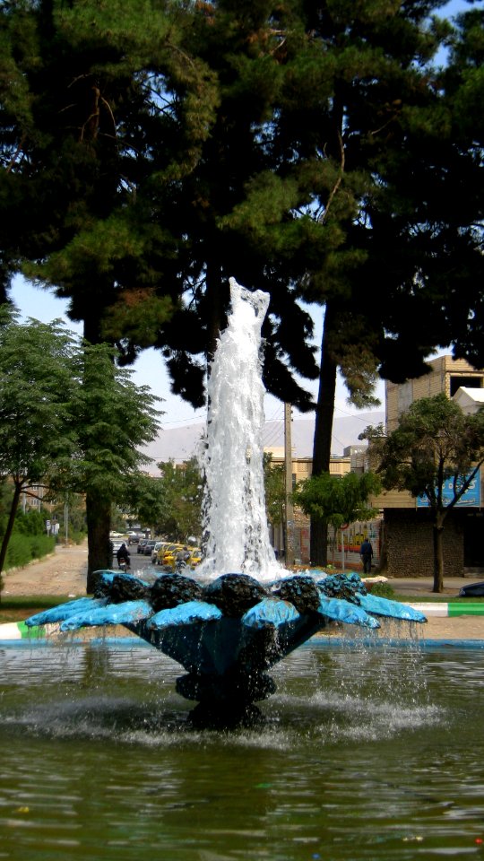 Hafez sq fountain - Nishapur 2