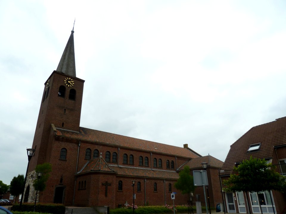 Haelen-Sint-Lambertuskerk (3)