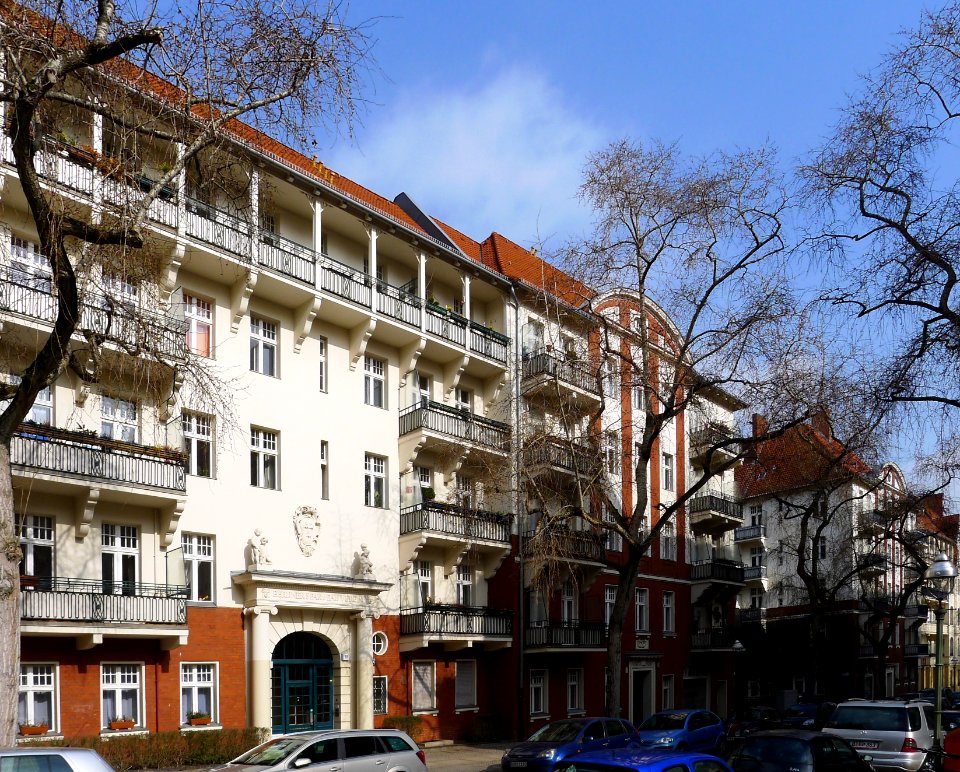 Haeselerstraße 1 (Berlin-Westend)