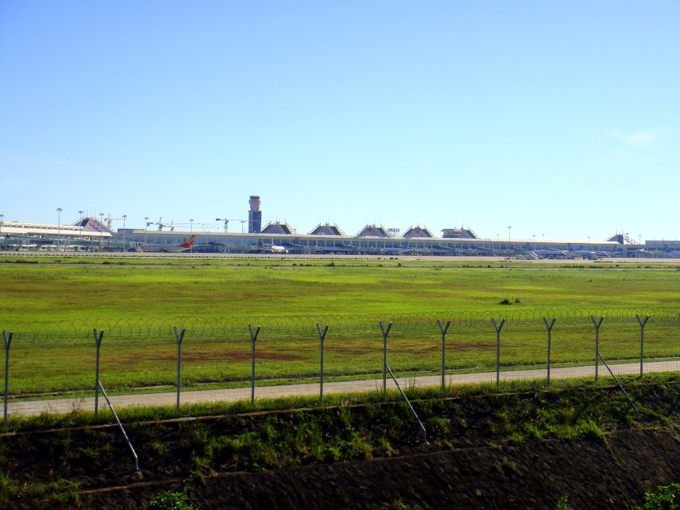 Haikou Meilan International Airport viewed from the south - 02