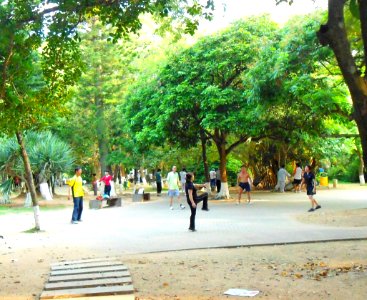 Haikou People's Park - people playing jianzi - 01 photo