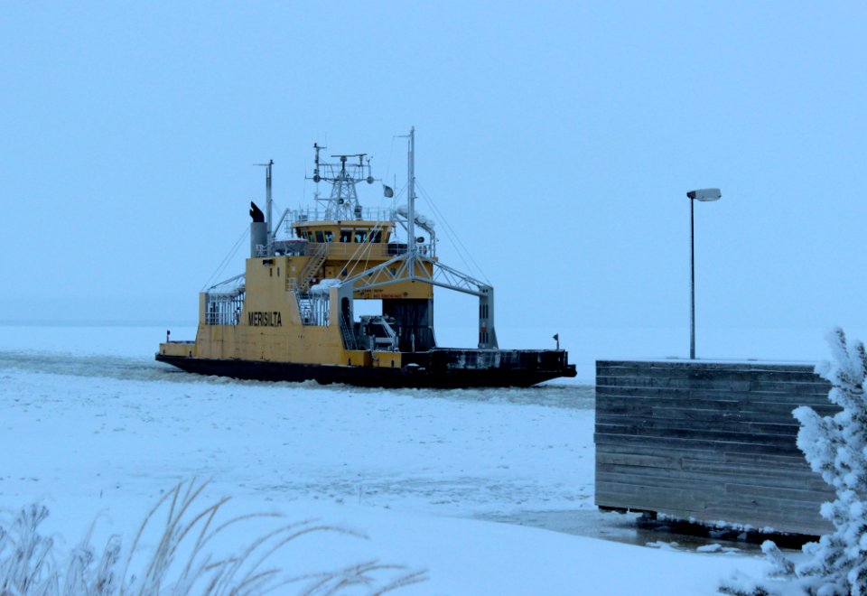 Hailuoto Ferry Oulu 20130113 02