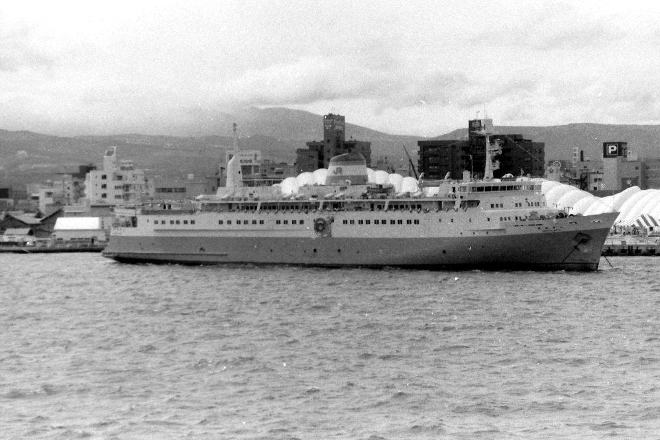 Hakkoda Maru 198808