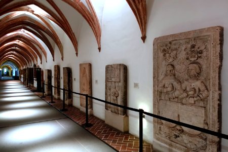 Hallway with church monuments - Germanisches Nationalmuseum - Nuremberg, Germany - DSC02796