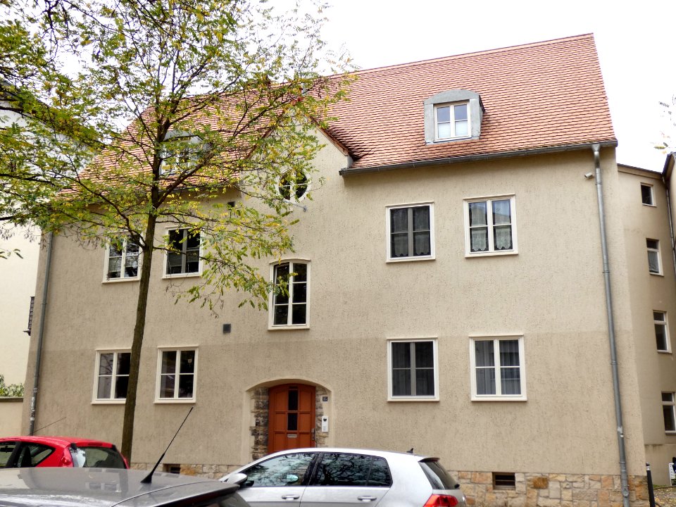 HAL-MaximGorkiStr15-2