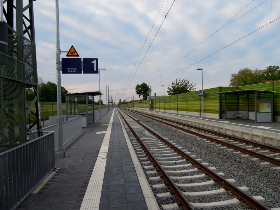 Haltepunkt Großdeuben mit Blick nach Norden Anfang Mai 2019b