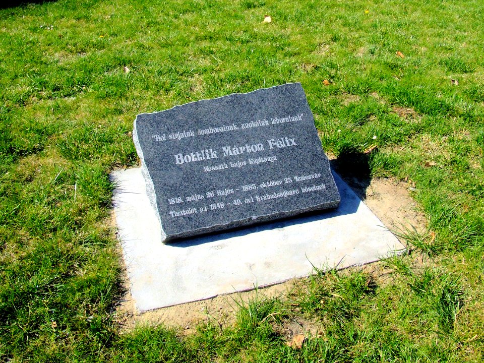 Hajós Bottlik Márton