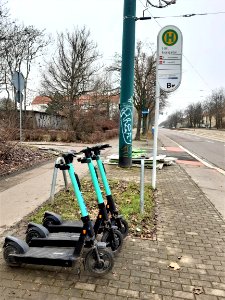 HAL-Merseburger Str Tier scooter