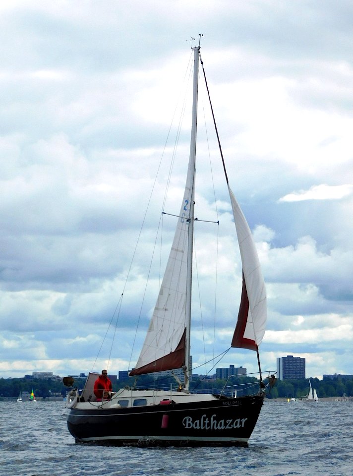 Halman Horizon sailboat Balthazar 2692
