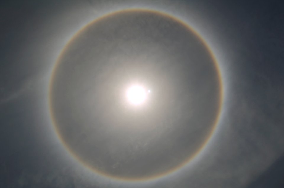 Halo solar cabimas