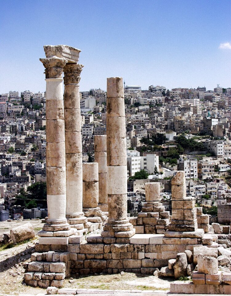 Roman monument historic