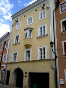 Hallein-Schöndorfer-Platz12