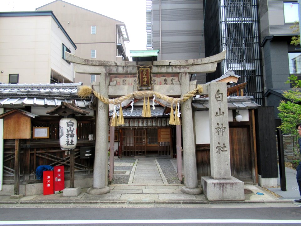 Hakusan jinja Nakagyo-ku Kyoto 004