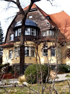 HAL-Dölauer70 Villa