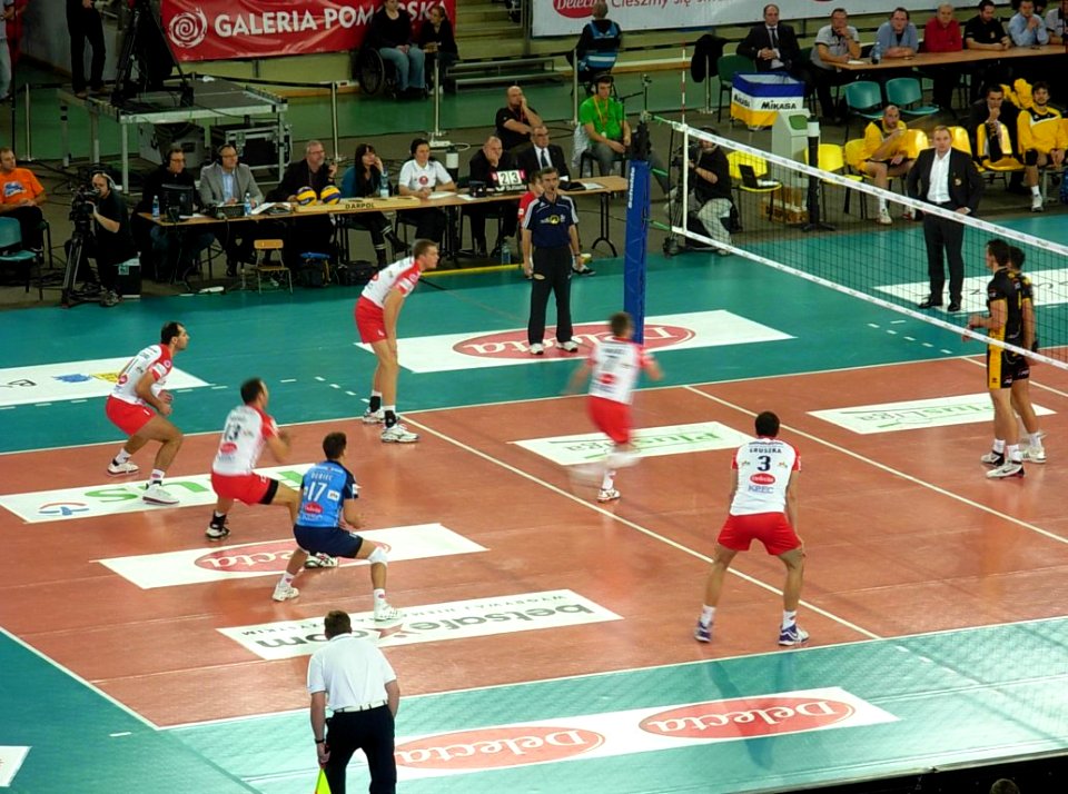 Hala Łuczniczka Delecta Bydg - Skra Bełchatów 28-11-09 d