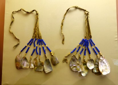 Hair ties, Yurok, North Coastal California, collected before 1904 - Native American collection - Peabody Museum, Harvard University - DSC05908