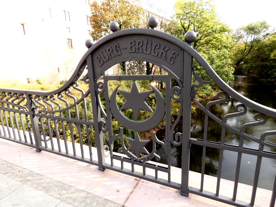 HAL-Burgbrücke2
