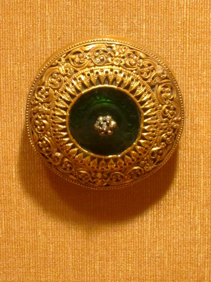 Hair ornament, southern India, 18th century, gold, green glass and silver, Honolulu Academy of Arts
