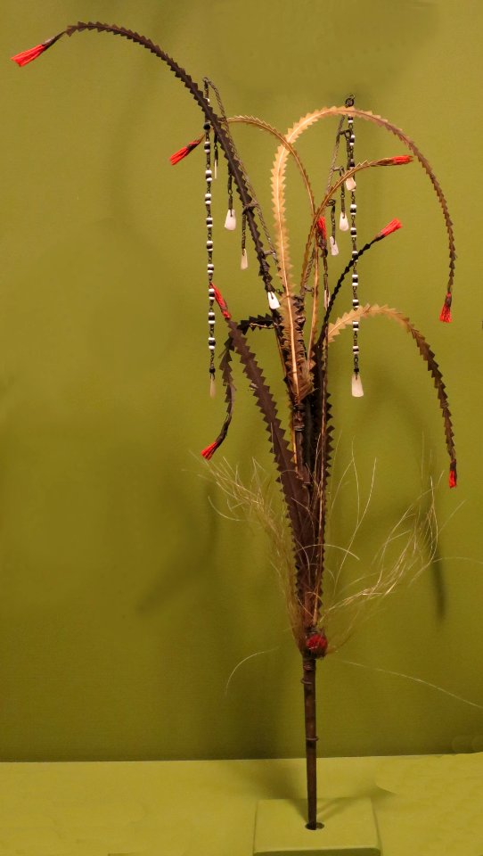 Hair ornament from Ilongot in northern Luzon, Honolulu Museum of Art II