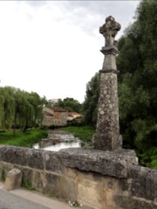 Haironville (Meuse) pont (05) la croix