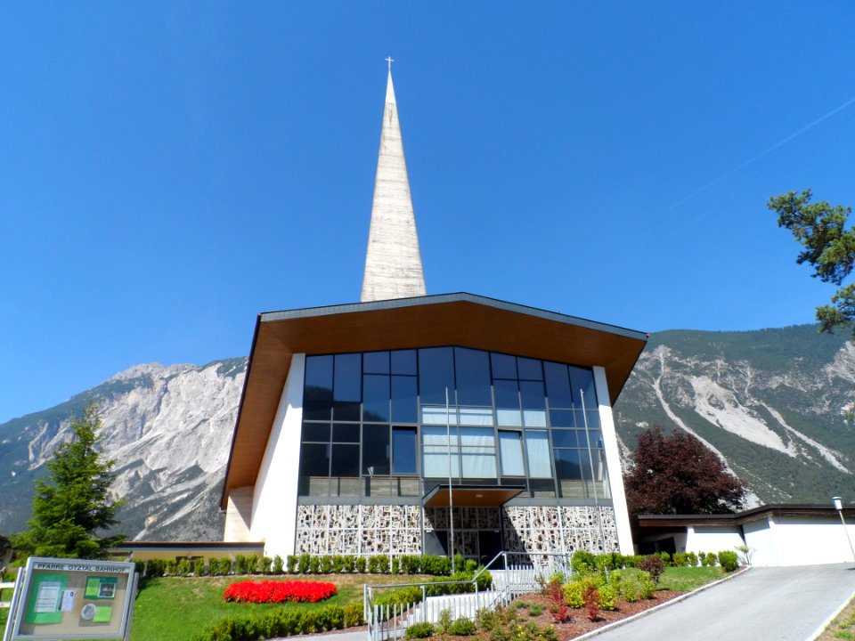 Haiming-Ötztal-Bahnhof-Kirche