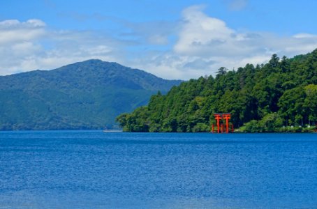 Hakone-jinja torii - Hakone, Japan - DSC05200